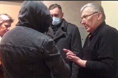 Вооруженные силовики увезли жену экс-судьи ВС Чечни Сайди Янгулбаева
