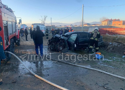 В Дагестане автоледи на «Мерседесе» врезалась в МАН