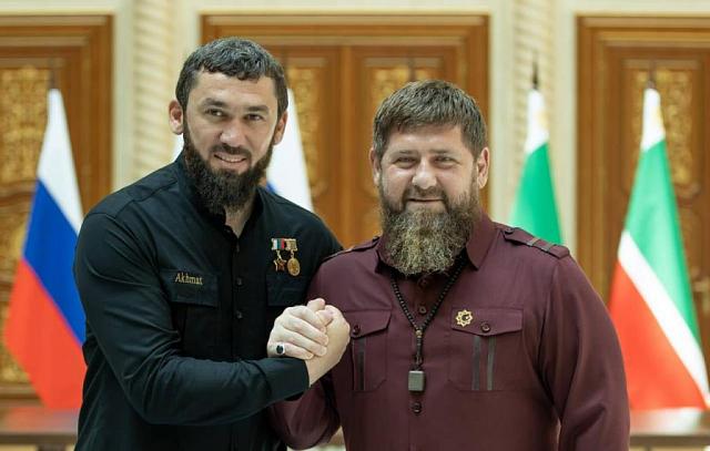 Спикер парламента Чечни предложил американцам ввести санкции против Грозного