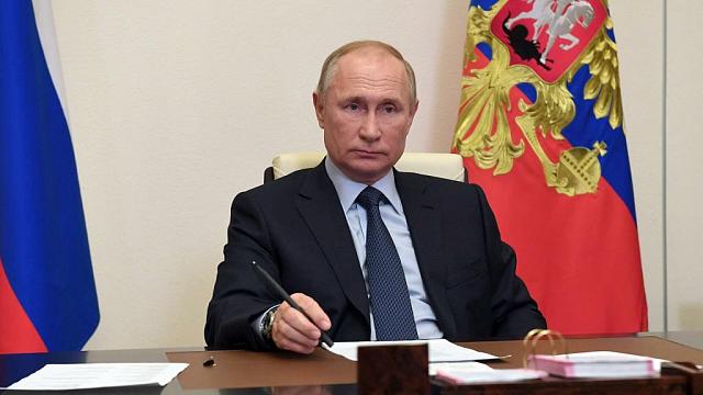 Путин сообщил о начале всеобщей антиковидной вакцинации в России