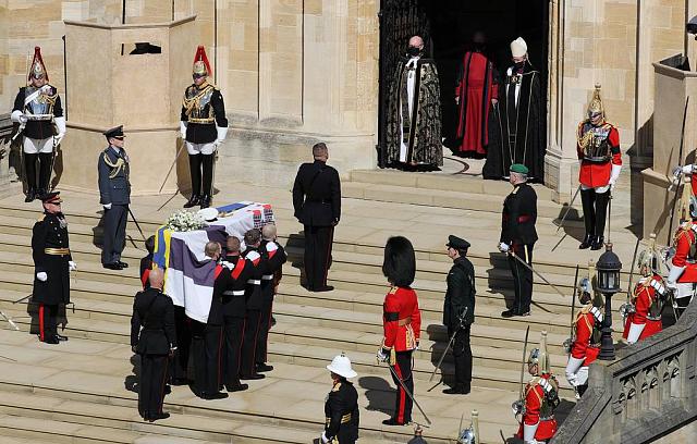 Умершего 9 апреля принца Филиппа похоронили 