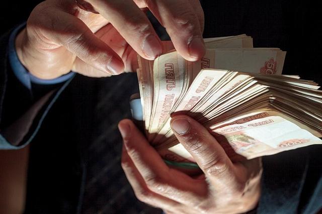 Депутат Адыгеи обобрал бюджет на 429 тысяч рублей