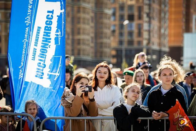 В Ставрополе на Владимирской площади «ЮгСтройИнвест» вместе с горожанами отметил День Победы