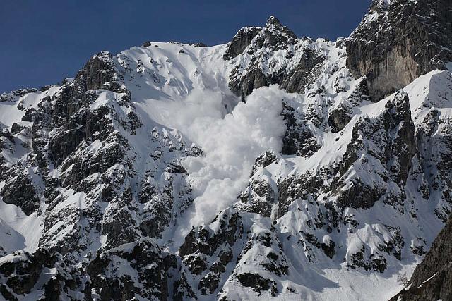 В горах Сочи объявили штормовое предупреждение по лавиноопасности