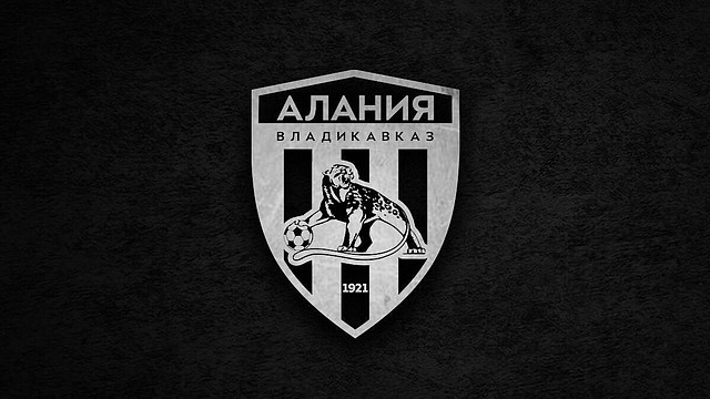 ФК «Алания Владикавказ» пригрозил выгонять болельщиков с политическими плакатами