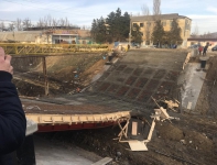 В Дагестане обрушился строящийся мост и пострадал рабочий