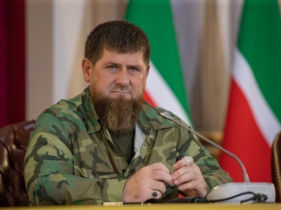 Кадыров: В авангарде сражений находятся около 10 тысяч чеченцев