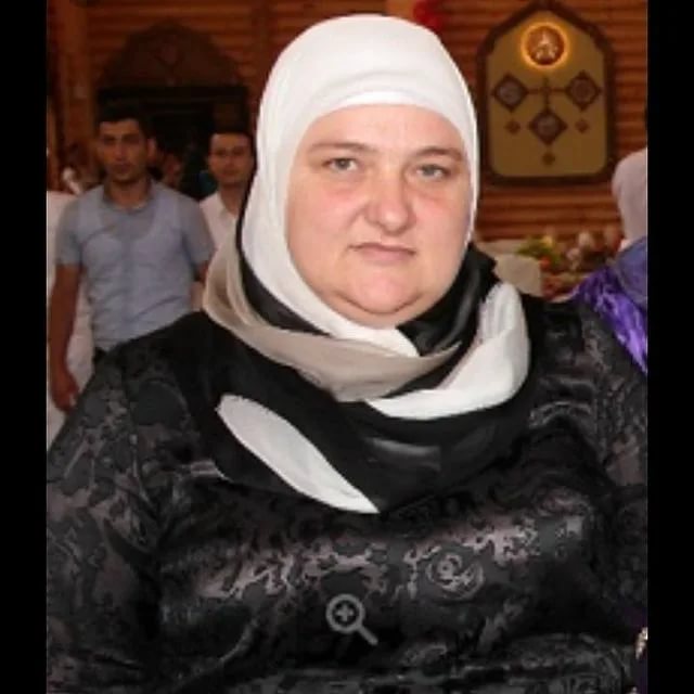 Сестра Кадырова признана заслуженным работником сельского хозяйства ЧР: видео 