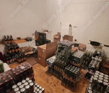 В Махачкале обнаружили почти 2 тысячи бутылок контрафактного алкоголя
