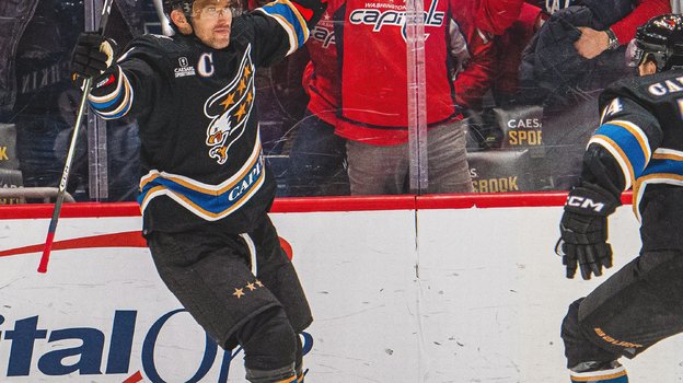 Александр Овечкин вышел на  единоличное второе место по голам в НХЛ 