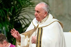 Папа Римский: Гомосексуализм является грехом, но не преступлением 