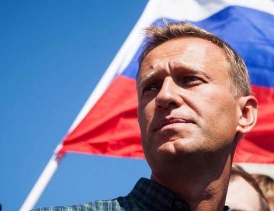 Лечащие врачи Навального просят  оппозиционера прекратить голодовку