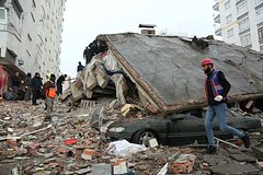 2921 человек погиб в Турции в результате землетрясения
