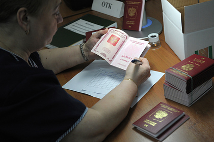 В России стали по-новому выдавать загранпаспорта 