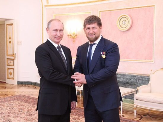 Путин вручил Кадырову самый престижный орден в России