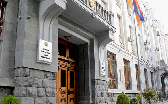 Парламент Армении предварительно одобрил повышение зарплат прокуроров