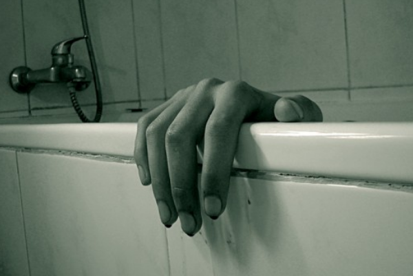 В Северной Осетии девушка-подросток умерла в ванной комнате