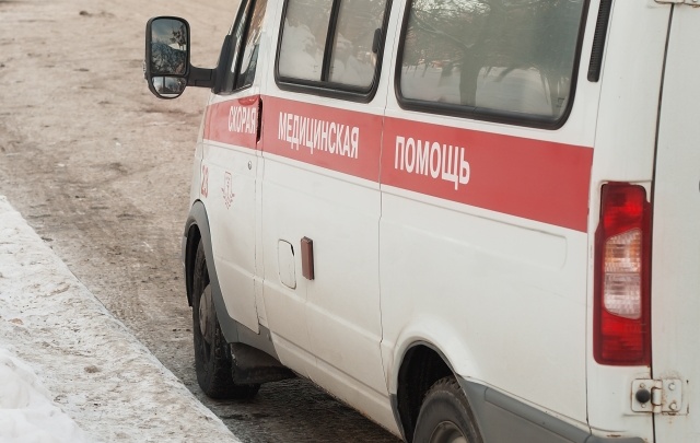 В Ставрополе из-за сугробов на дороге скорая помощь не добралась к больному