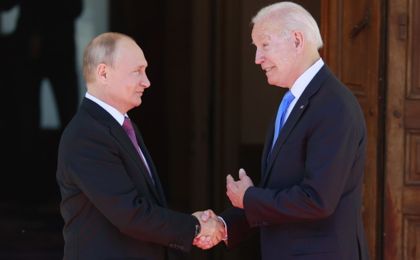 Президент США Байден согласился встретиться с российским коллегой Путиным