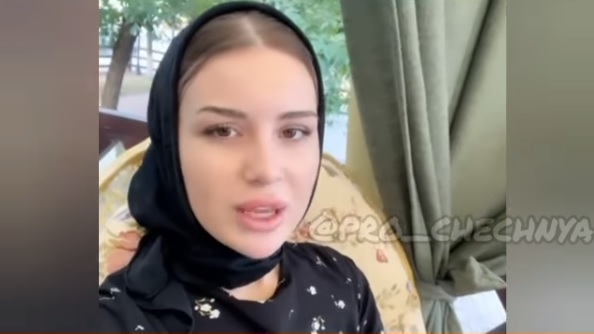 ‍Уроженка Чечни Халимат Тарамовой в видеообращении просит не трогать её семью