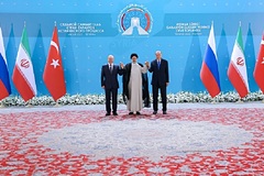 Путин, Раиси и Эрдоган приняли совместное заявление по итогам саммита