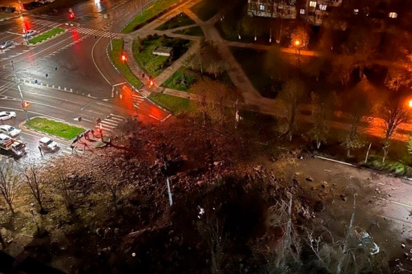 На одной из центральных улиц Белгорода образовалась огромная воронка после взрыва