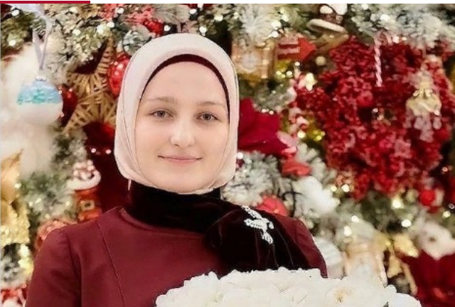 Дочь Кадырова обнародовала свои доходы в качестве чиновницы