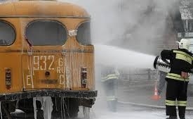 Пассажирский автобус загорелся во время рейса в Ингушетии