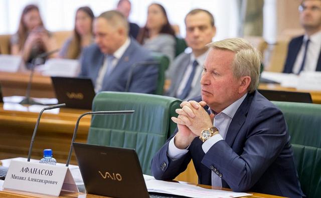 Сенаторство принесло Михаилу Афанасову больше денег, чем чиновничий пост