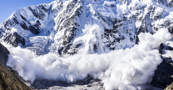 В горах КБР выше 2500 метров объявлена высокая лавиноопасность
