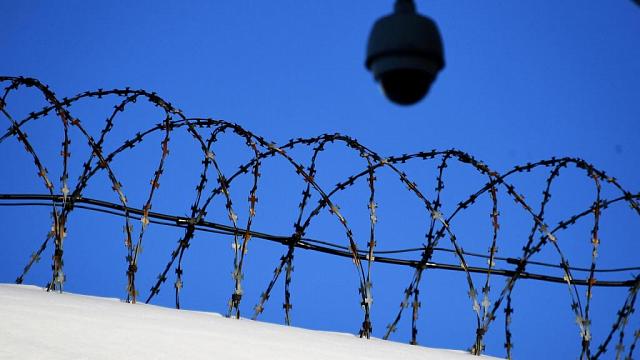 Арестанты СИЗО Владикавказа зашили рты и объявили голодовку