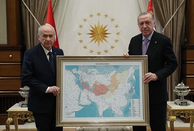 Лидер турецких националистов подарил Эрдогану тюркскую карту с регионами РФ