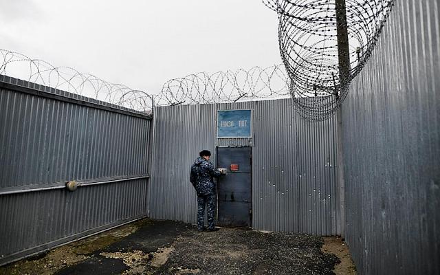 Жителю Ставрополья инкриминируют участие в террористической ячейке в колонии