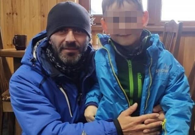 В Карачаево-Черкесии инструктор спас малыша от лавины