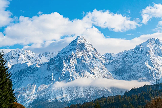 Российские горнолыжные курорты зафиксировали прирост турпотока