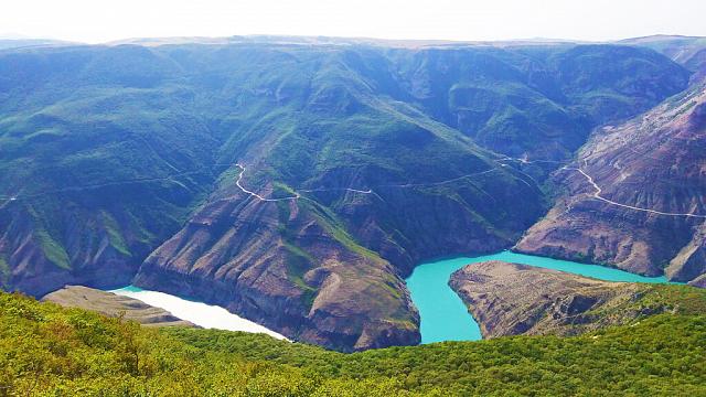 В Дагестане 60 астраханских туристов застряли в Сулакском каньоне из-за ливня
