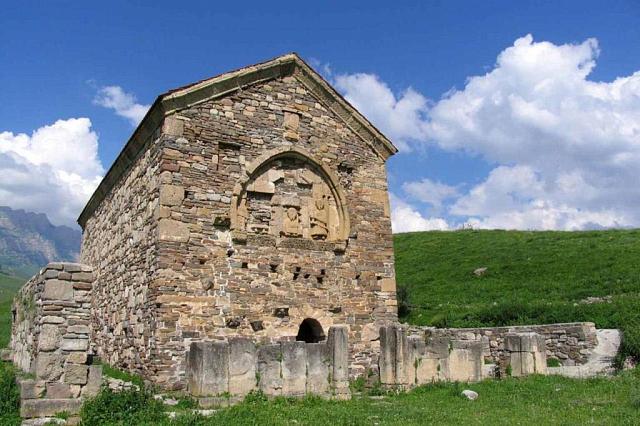 На реставрацию древнего храма в Ингушетии выделили 49,9 млн рублей