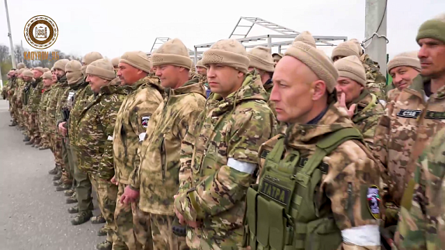 Омоновцы из Белоруссии потренировались в Российском университете спецназа в Чечне  