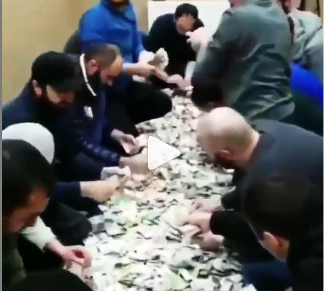 В соцсетях Дагестана показали гору денег для спасения маленького Магомеда Тюбеева 