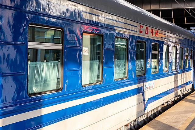 Туристический поезд «Сочи» свяжет Туапсе и Гагру с 3 января