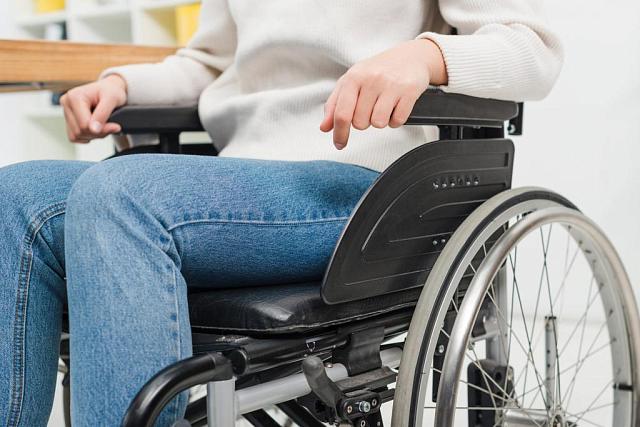 В Ставрополе маршрутчик не выпускал инвалида-колясочника без оплаты провоза коляски