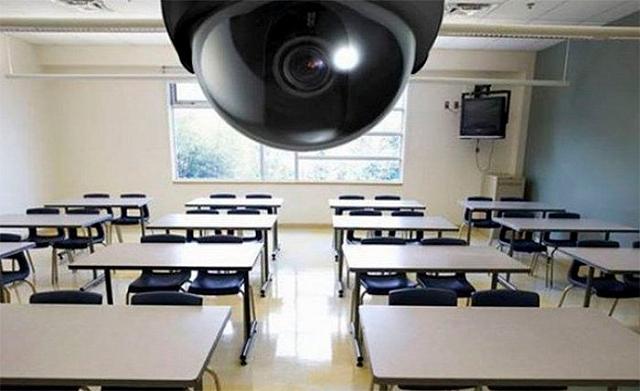 В Чечне хотят оснастить школьные кабинеты видеокамерами