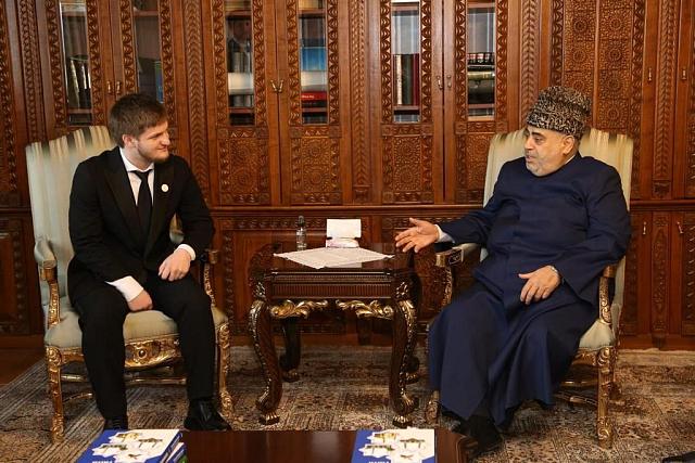 Сын Рамзана Кадырова встретился с муфтием Азербайджана