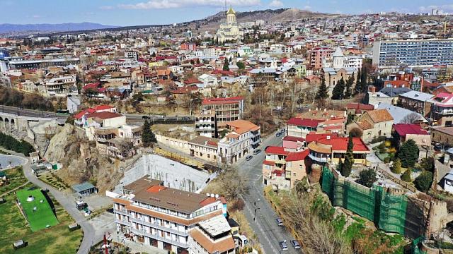 В ЦБ Армении и Грузии заявили о росте ВВП из-за переезда жителей РФ 