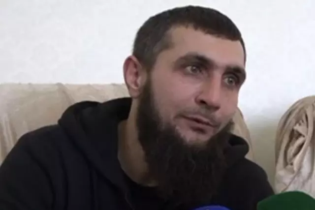 Вызволенный из плена боец Киргиз Мусаханов вернулся в Чечню