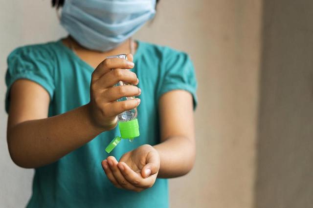  В Китае выявлено рекордное с начала пандемии суточное число заражения коронавирусом 