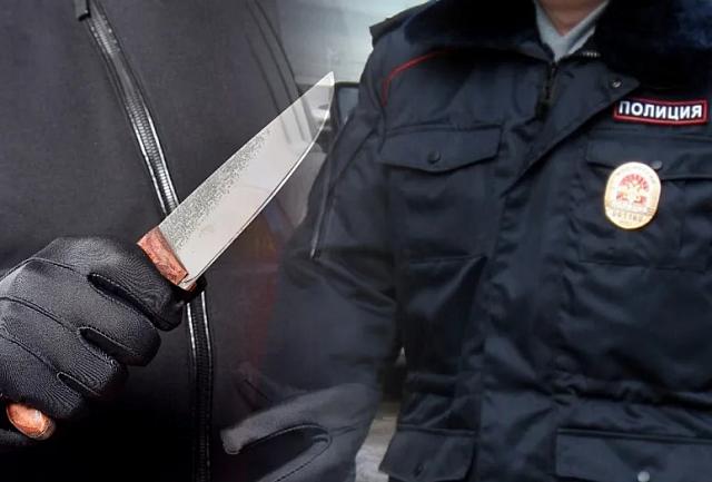 Житель Ставрополья пытался зарезать ростовского полицейского