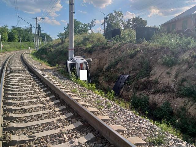 На Ставрополье лихач попал в ДТП и бросил умирающего пассажира-ребёнка