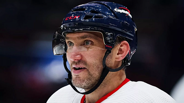 Оформивший хет-трик Александр Овечкин признан первой звездой дня в НХЛ
