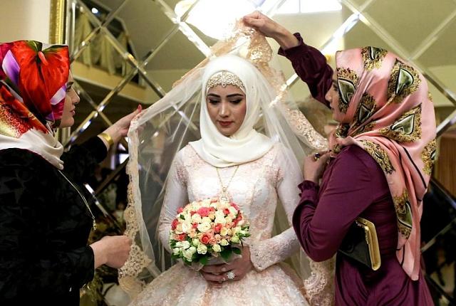 В Чечне установили 14 правил проведения свадеб